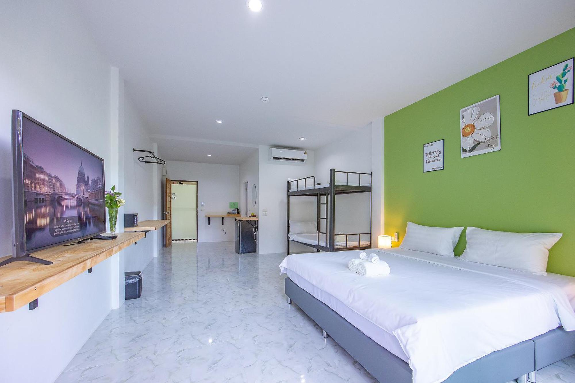 Karon Hotel At 22 Kültér fotó